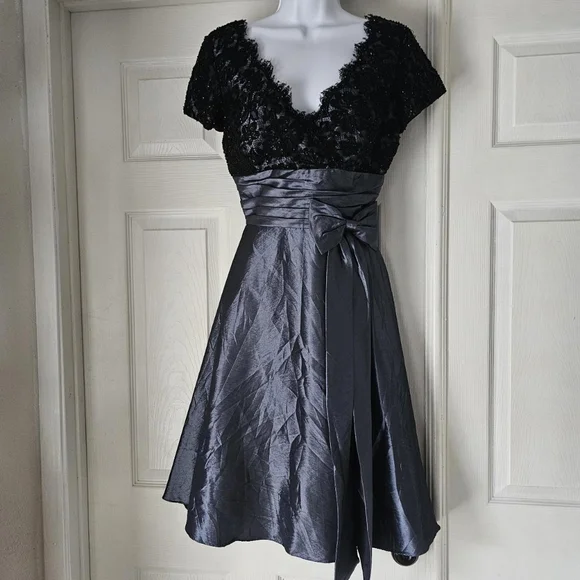 green emerald velvet dress Whimsigoth Glitter Fairy Dress – Masha&Jlynn main image 1